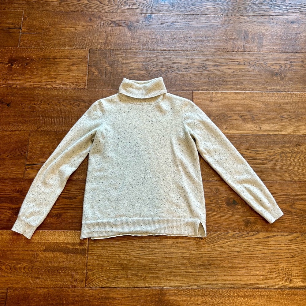 Orvis Heathered Gray Turtleneck Sweater